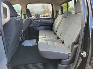2019 RAM 1500 Big Horn/Lone Star Crew Cab 4x4 5&#39;7&#39; Box